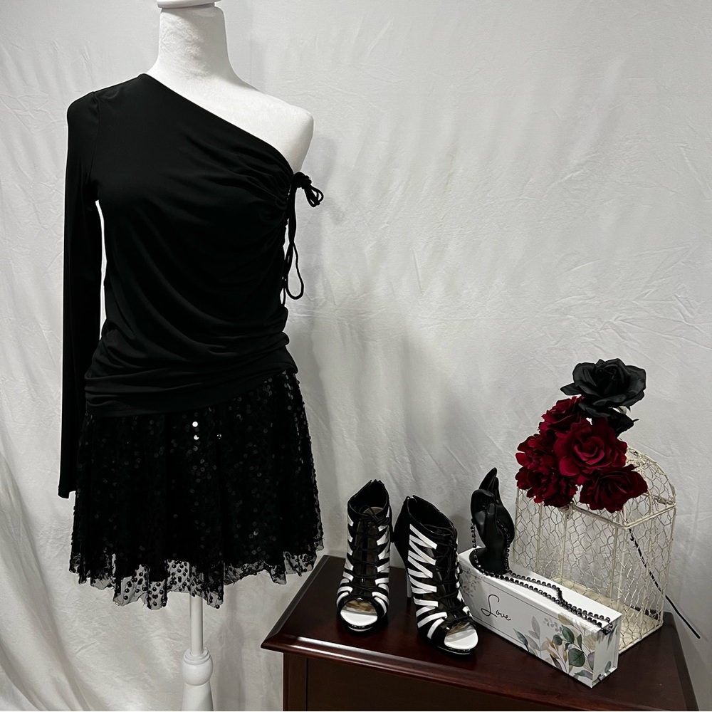 Material Girl Black Sequin Skirt Size Medium w/Elastic Waist - Picture 8 of 8